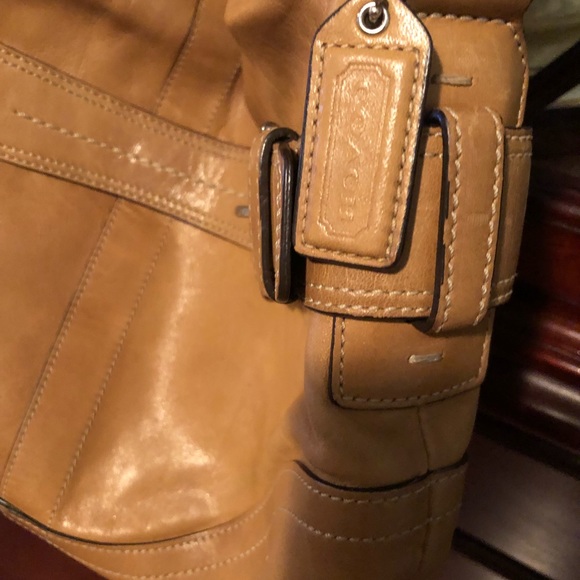 Vintaged Coach tan soft leather purse - Picture 3 of 4